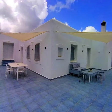 Apartment Amazing House In Lefkes W/ Private Parking