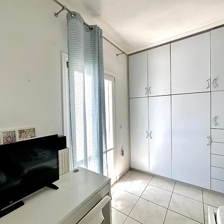 Apartment Amazing House In Lefkes W/ Private Parking