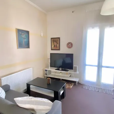 Apartment Amazing House In Lefkes W/ Private Parking
