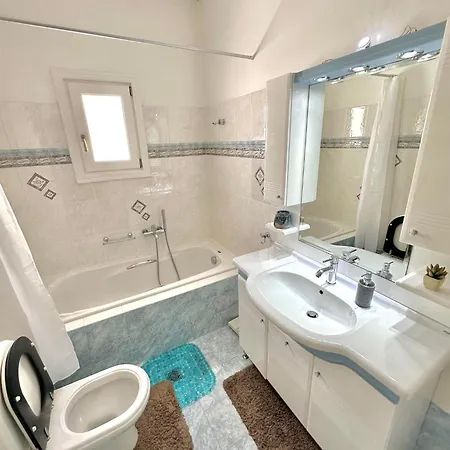Apartment Amazing House In Lefkes W/ Private Parking *